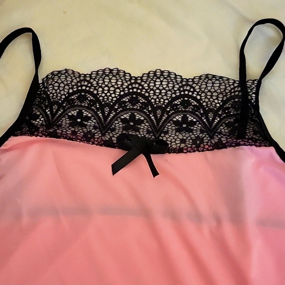 New pink & black pajama set size L. Pink tank w/lace trim.Adorable shorts too! - Picture 3 of 5